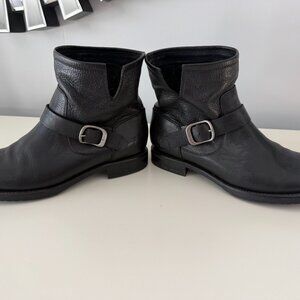 FRYE Veronica Bootie Black 11 EUC
